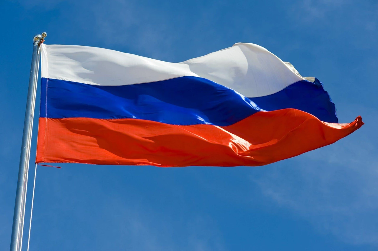 Прапор Росії: історія та значення кольорів