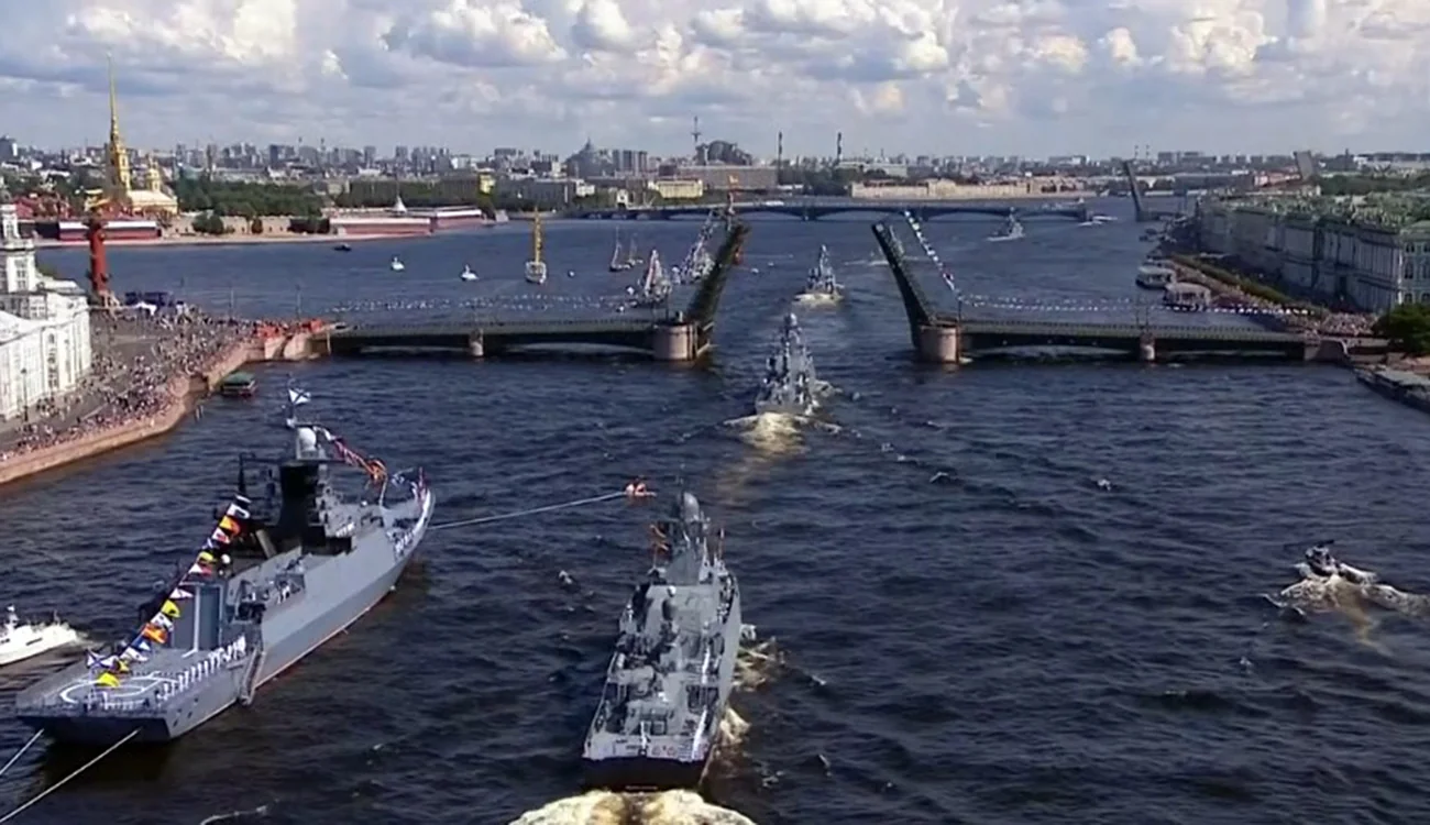 Росія може вдруге скасувати парад ВМФ через загрозу дронів