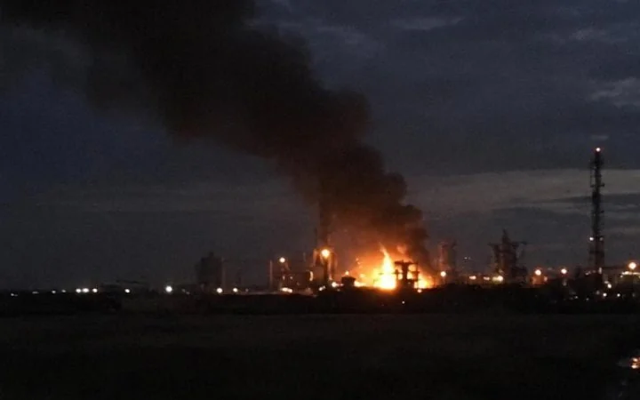 Пожежа на обєкті Нафтогазу в Полтавській області після атаки дронів РФ
