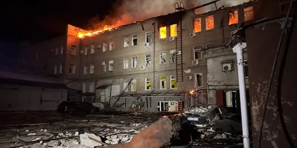 Удар по Запоріжжю: пошкоджено багатоповерхівку та фітнес-центр, є постраждалі